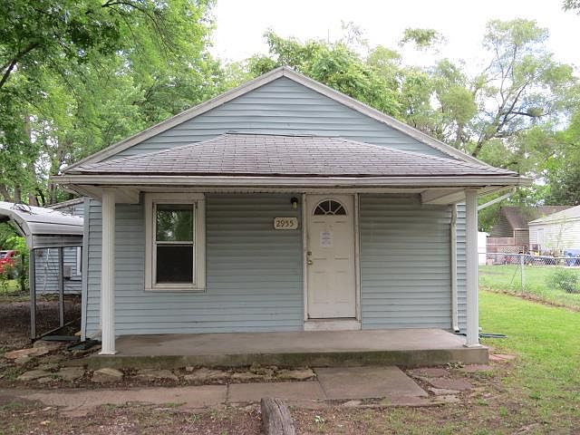 1st image of 2955 S 42nd St