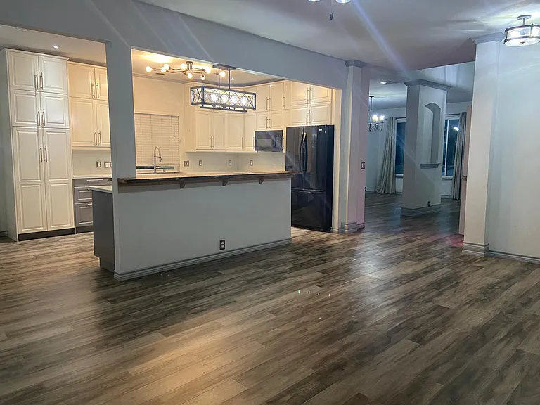 1905 Barrens Cir — Photo 12