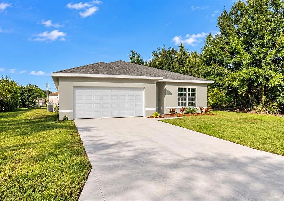 246 Cheshire Ct