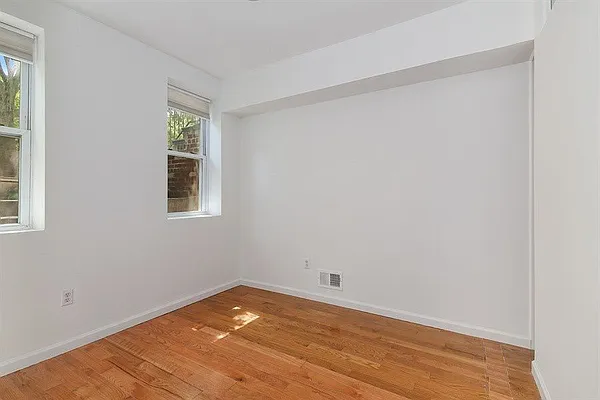Rented by Compass | media 18