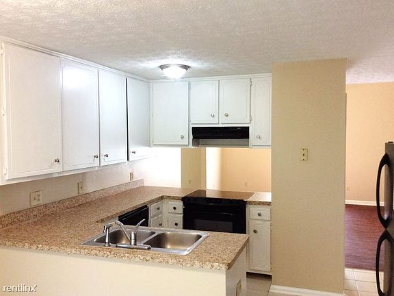 619 Woodknoll Court_Jonesboro_GA_2017-2