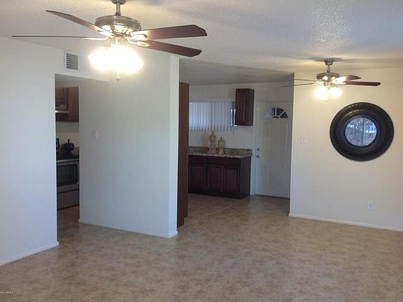 4th image of 2904 W Solano Dr N