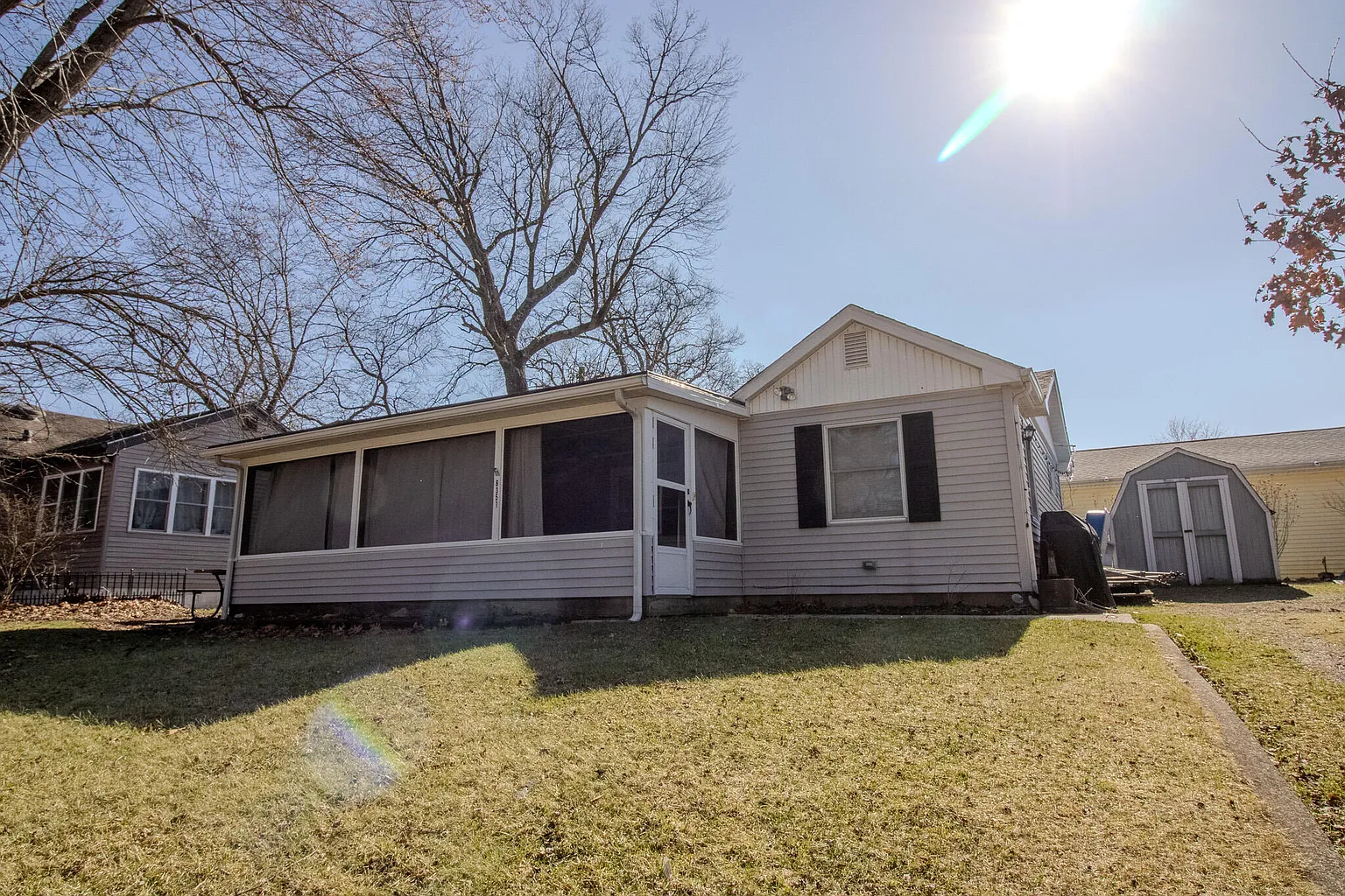6351 S State Road 10 photo 1