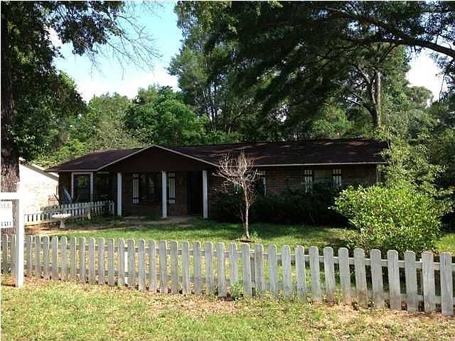 1st image of 348 Petty Dr