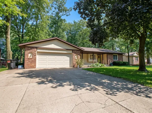 7337 Yorkshire Dr, Hudsonville, MI 49426