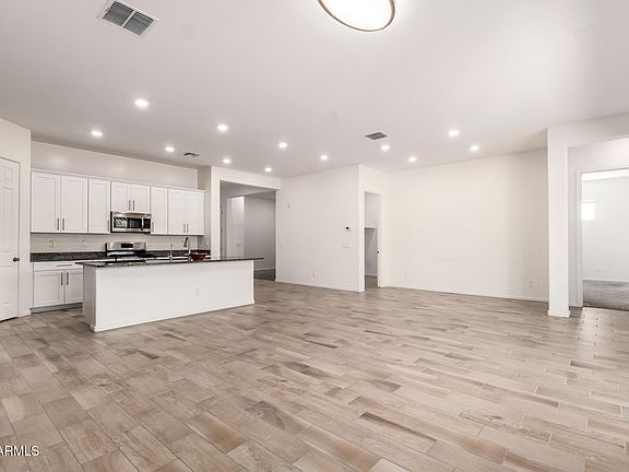 5th image of 3894 E DOGWOOD Place