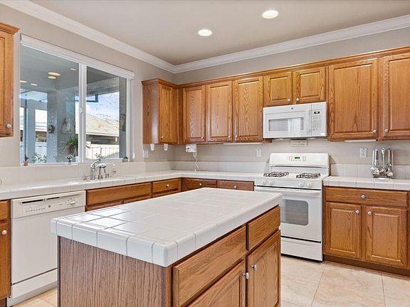 4th image of 1238 Cherry Blossom Ln
