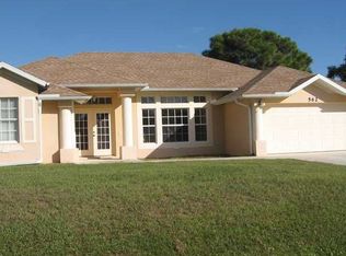 562 Presque Isle Dr, Pt Charlotte, FL 33954