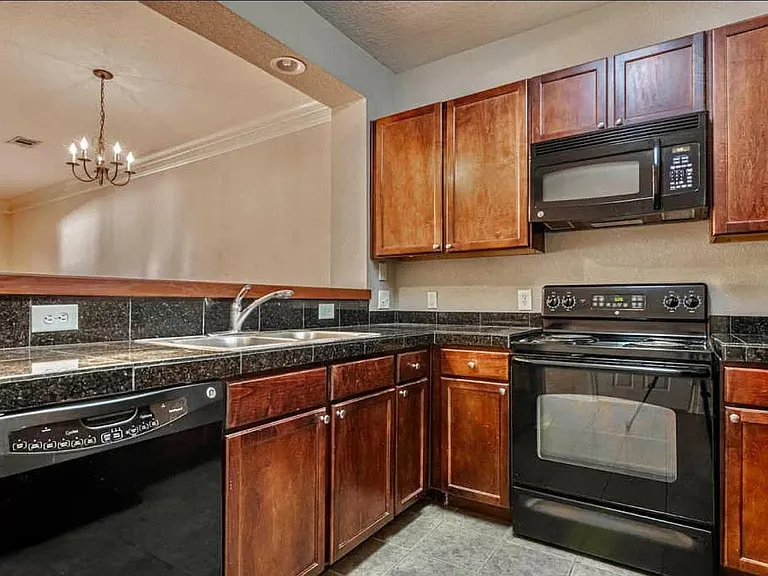 Baldwin Rowe Cir — Photo 6