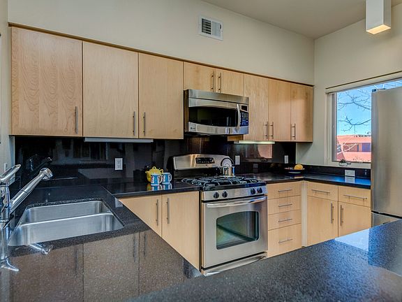 5th image of 604 Avenida Villahermosa Unit 206