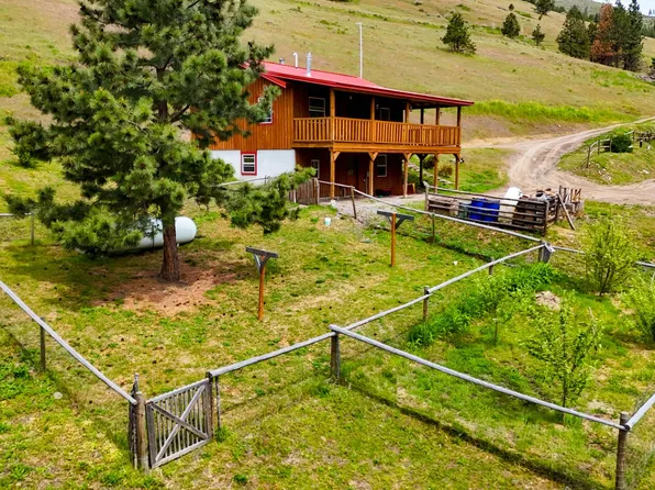 407 McLaughlin Creek Rd, Paradise, MT 59856