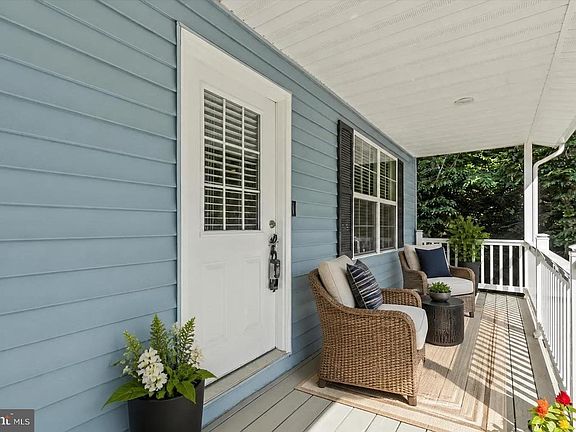 5th image of 12525 Adobe Cir
