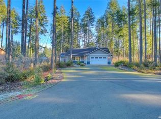 71 E Lilly Pond Ln, Shelton, WA 98584