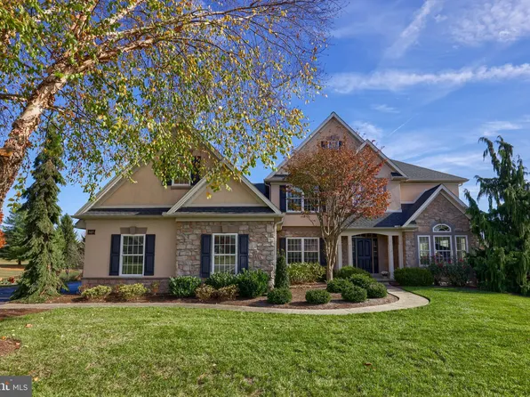 105 Garrity Rd, Millersville, PA 17551