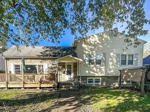 520 W Washington St, Nelsonville, OH 45764