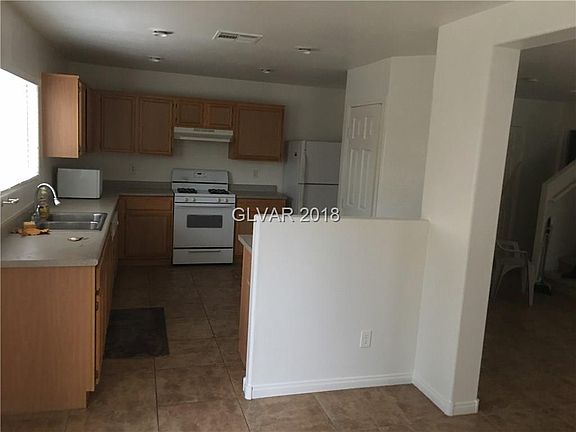 2nd image of 9990 Mardagen St