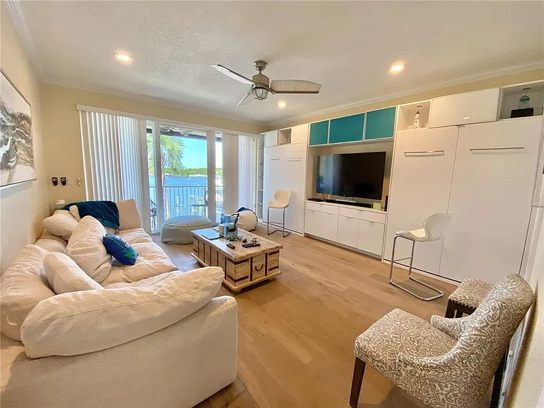 4230 N Ocean Dr — Photo 11