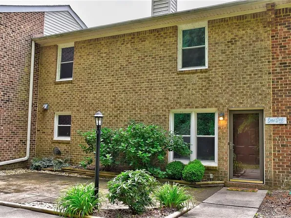 4827 Bay Winds Ct, Virginia Beach, VA 23455