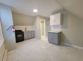 360 Grove St #3E, Newark, NJ 07103