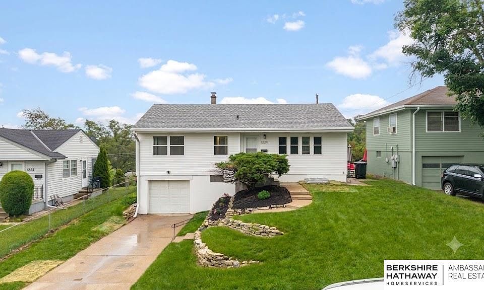1st image of 5329 N 47th St