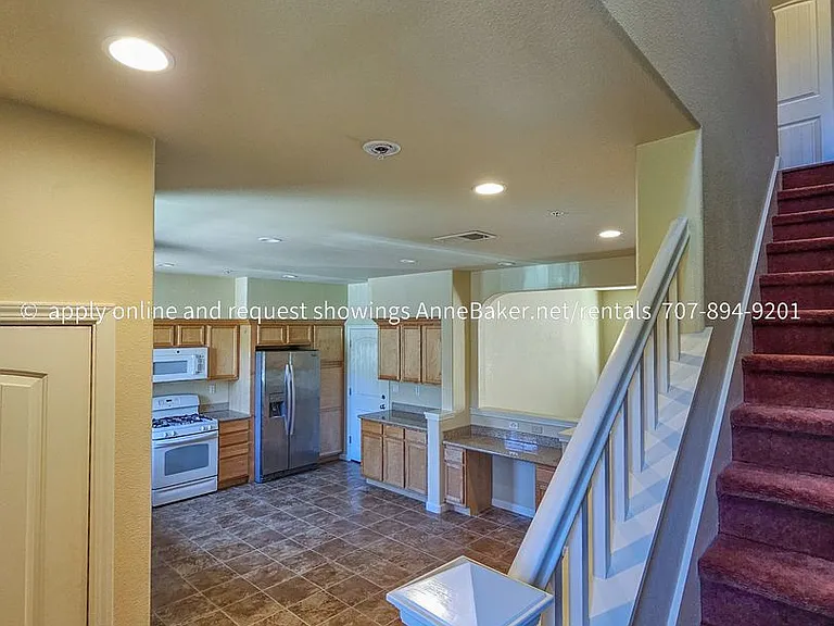 160 Healdsburg Ave #E — Photo 14