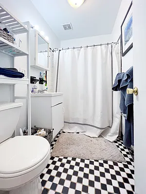 Rented by Compass | media 10