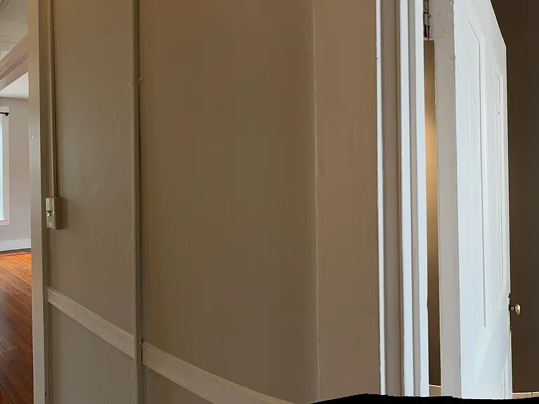 211 E King St #2 — Photo 5