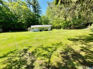 137 Boulevard Rd, North Windham, CT 06256