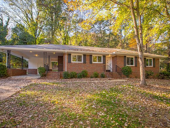 2nd image of 813 S Seminole Dr