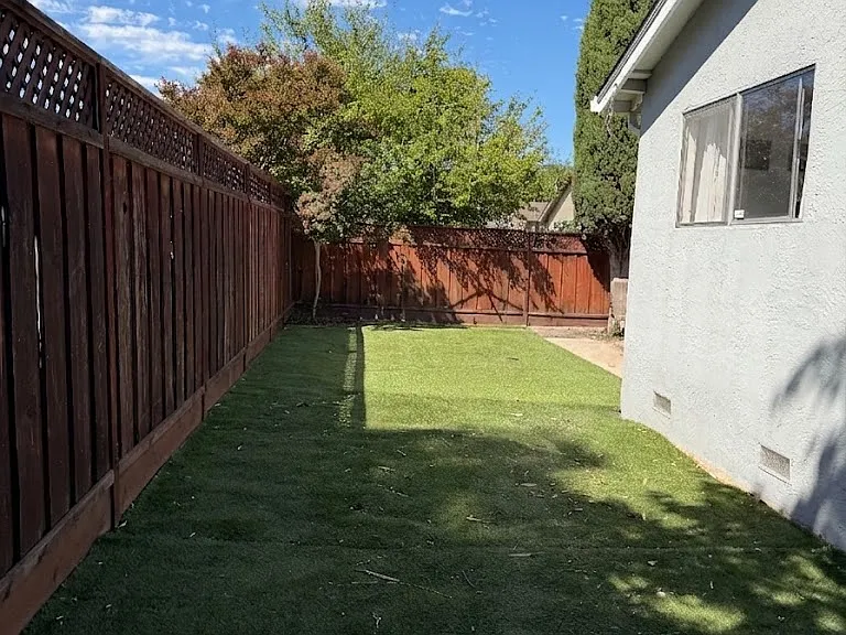 6728 Melody Ct — Photo 12