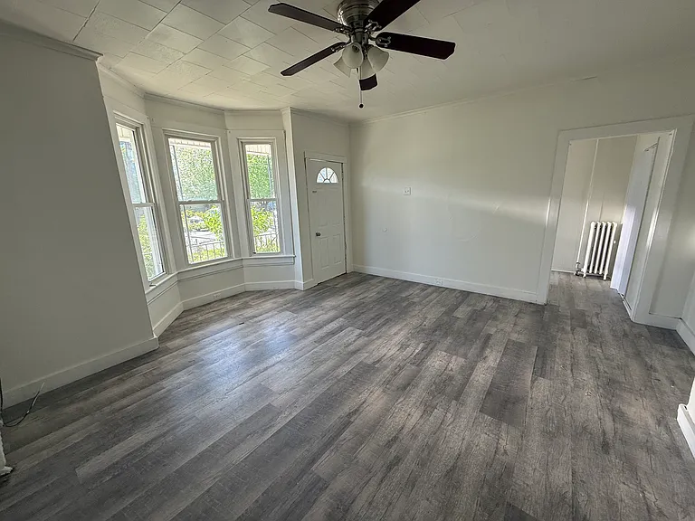 1431 Sanderson Ave #1 — Photo 7