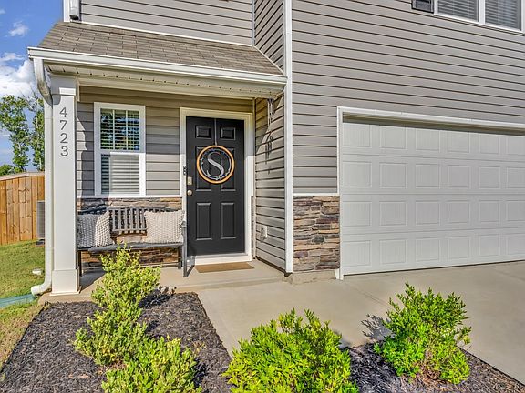 3rd image of 4723 Masterson Ln