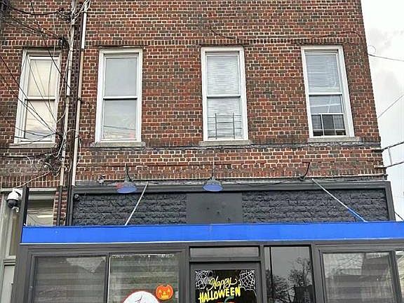 3rd image of 62 Avenue U