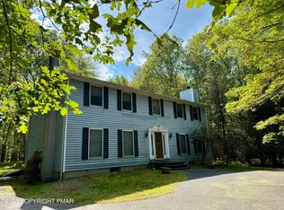 118 Towamensing Trl, Albrightsville, PA 18210