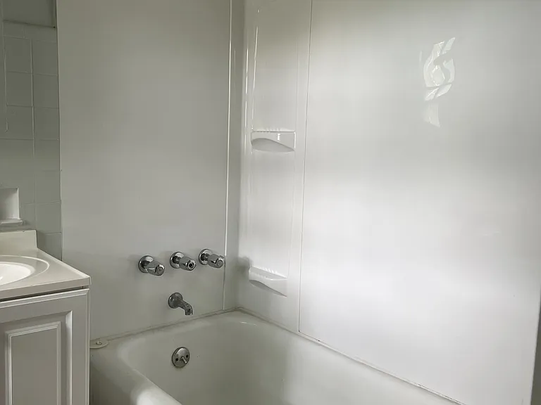 18 Wellington Ave — Photo 13