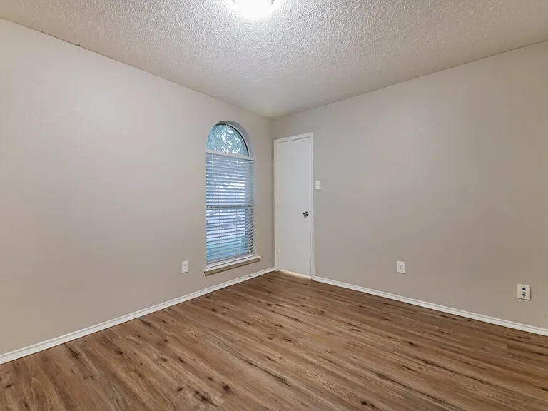 2632 Bent Brook Dr — Photo 13