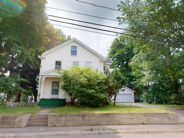 35 Oak Street, Orono, ME 04473
