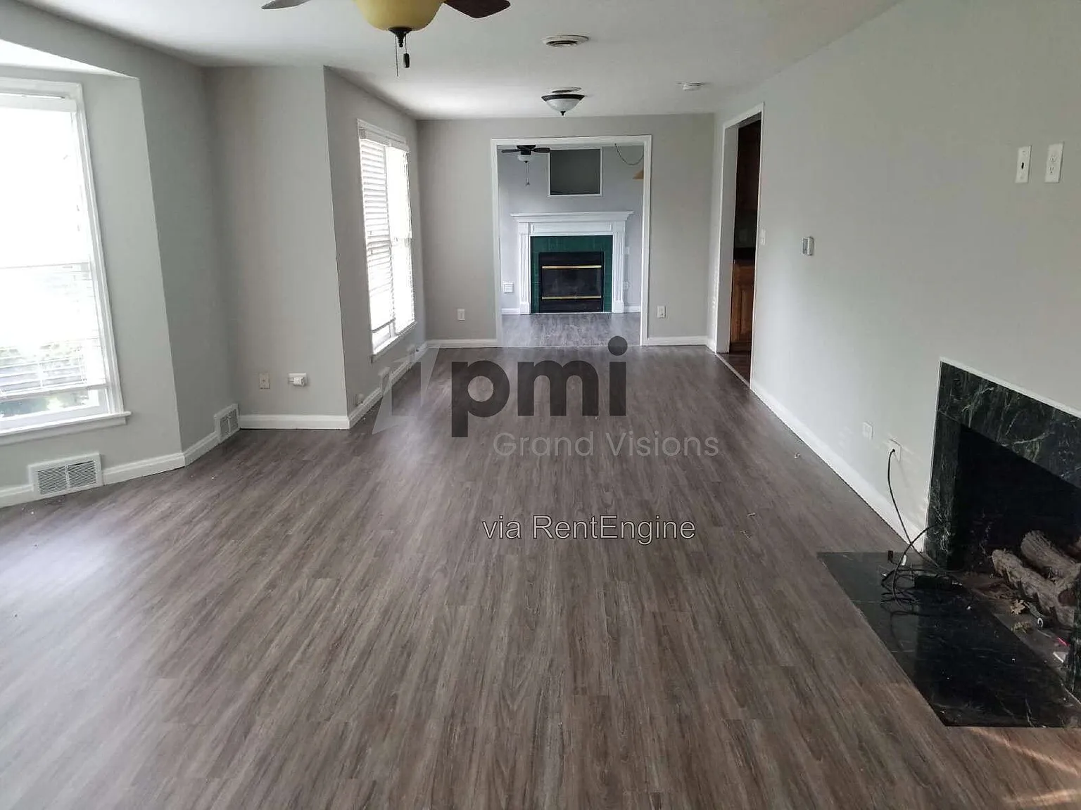 3 bed, 1.5 bath, 1100 sqft, $1,300 — Photo 3