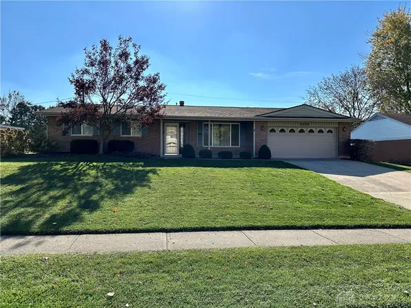 4250 Glenayre Dr, Englewood, OH 45322