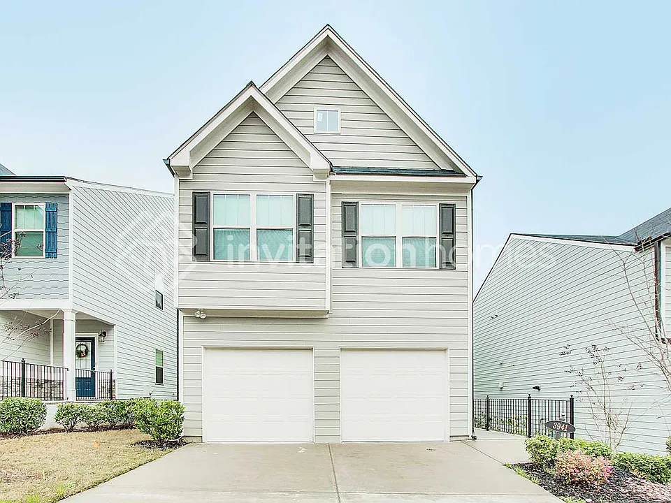 3941 Lake Manor Way