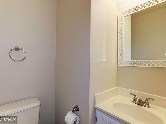 5th image of 15623 Ambiance Dr