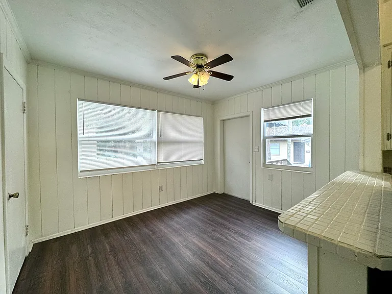 630 W Park St #630 — Photo 6