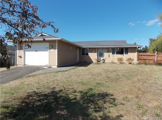 304 Rochester St E, Rainier, WA 98576