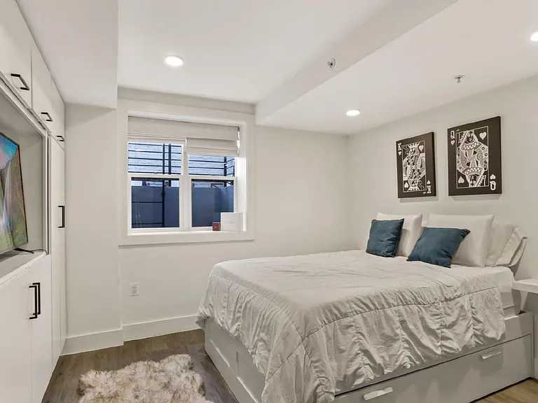 1236 Shepherd St NW #1 — Photo 15