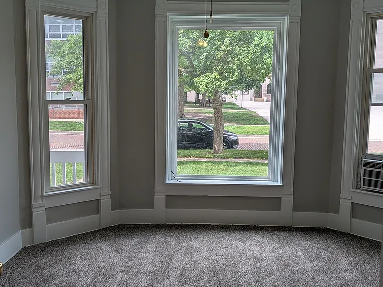 405 W White St #1 — Photo 3