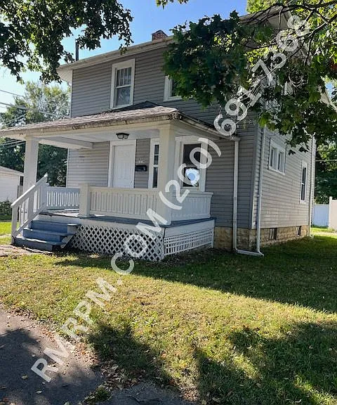 1114 Colerick St — Photo 3