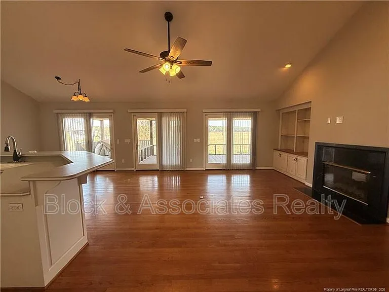 848 Castleberry Ct — Photo 9