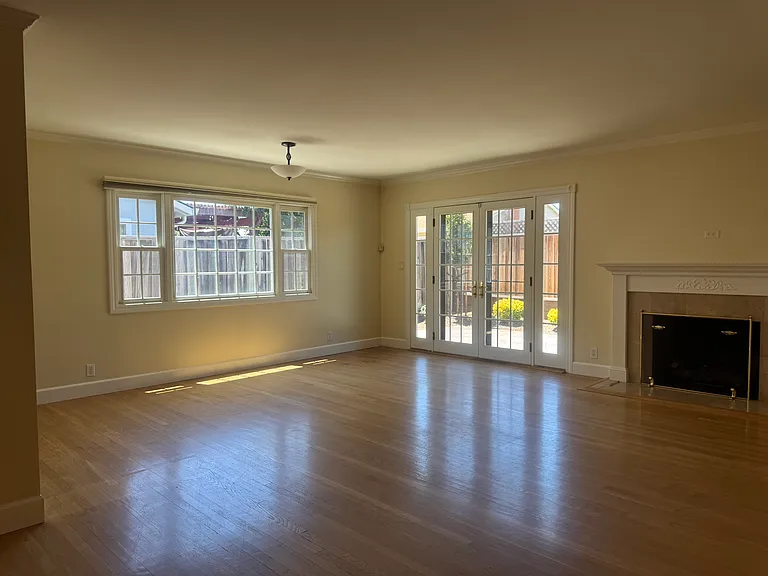 3491 Irlanda Way — Photo 4
