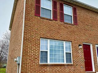 1026 Bridle Ct, Stephens City, VA 22655
