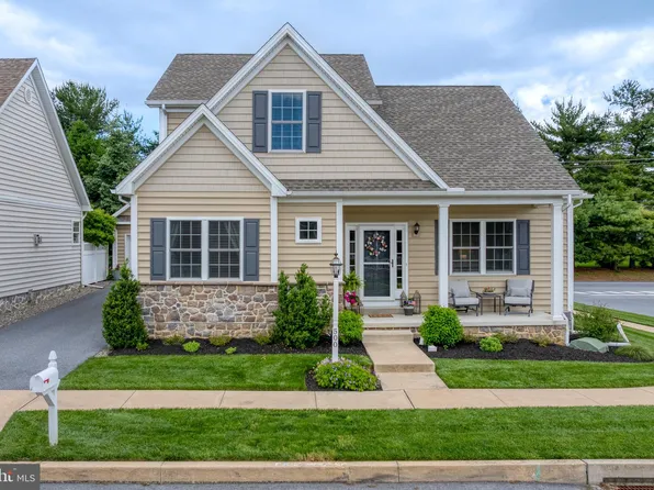 500 Prince George Dr, Lititz, PA 17601